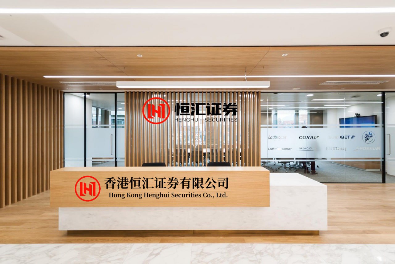 股来顺配资APP下载 是谁悄悄...... 我不说~